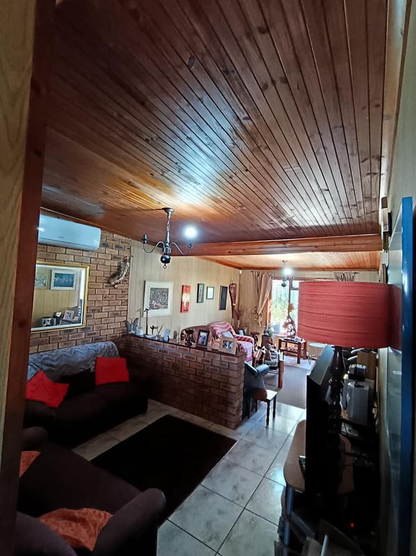 3 Bedroom Property for Sale in Groenvallei Western Cape